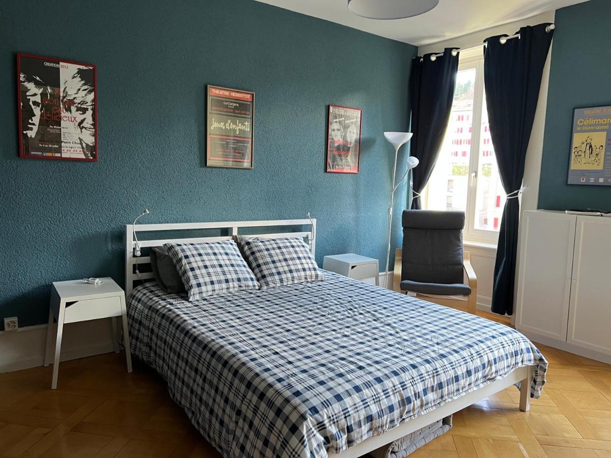 Le Locle : Bel Appartement Chaleureux Exterior photo